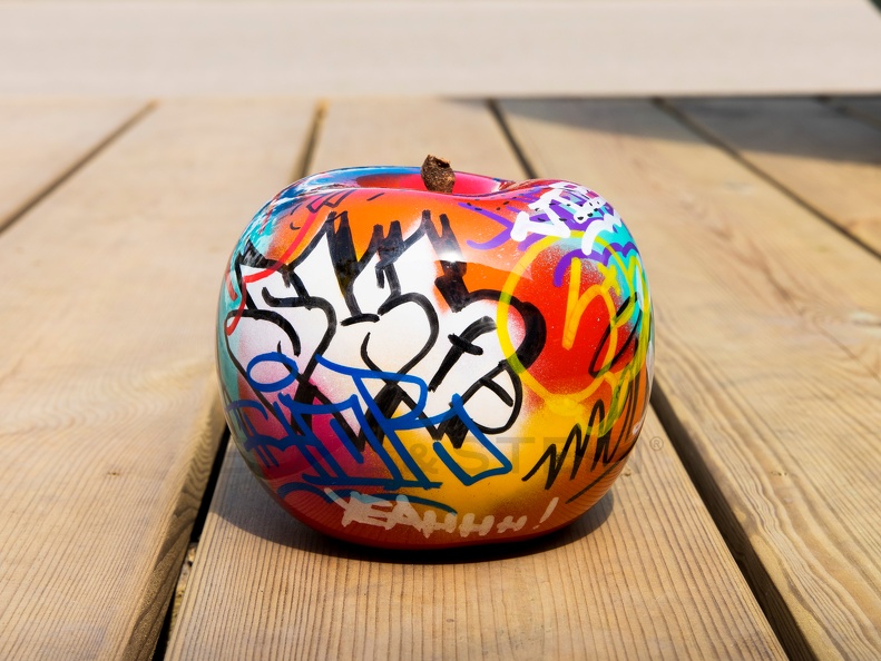 apple graffitimediumplus1