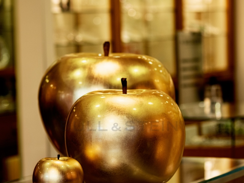 precious apple goldplated group